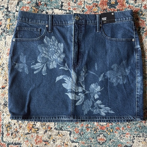 NWT Express Floral Denim Mini Skirt - Picture 4 of 8